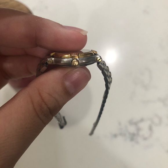 Vintage Gucci watch - Picture 6 of 9